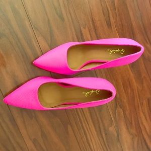 Hot Pink Qupid Pumps